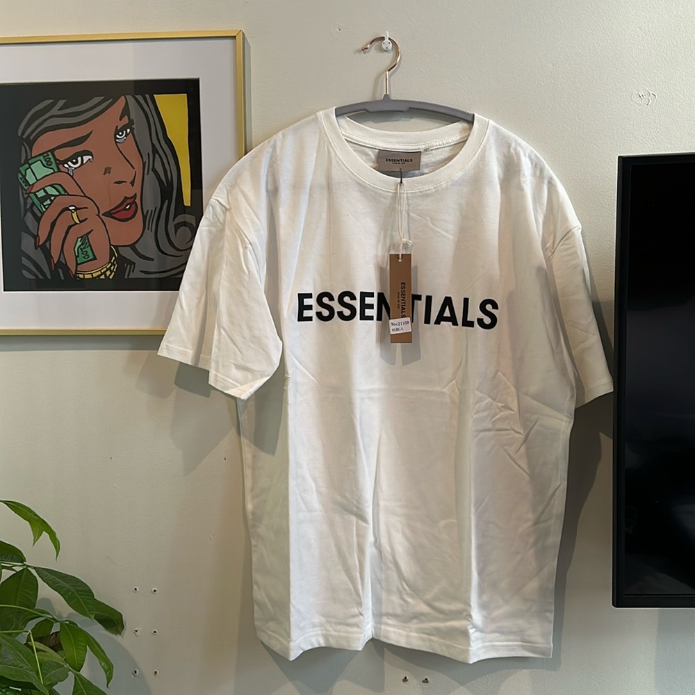 Fear Of God ESSENTIALS large tee shirt